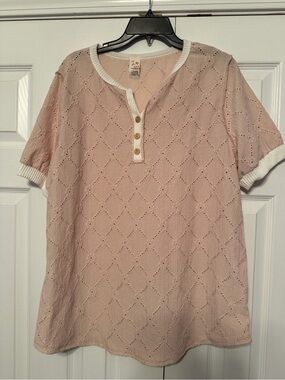 7th Ray light tan/beige Short Sleeve Knit Henley with White Trim